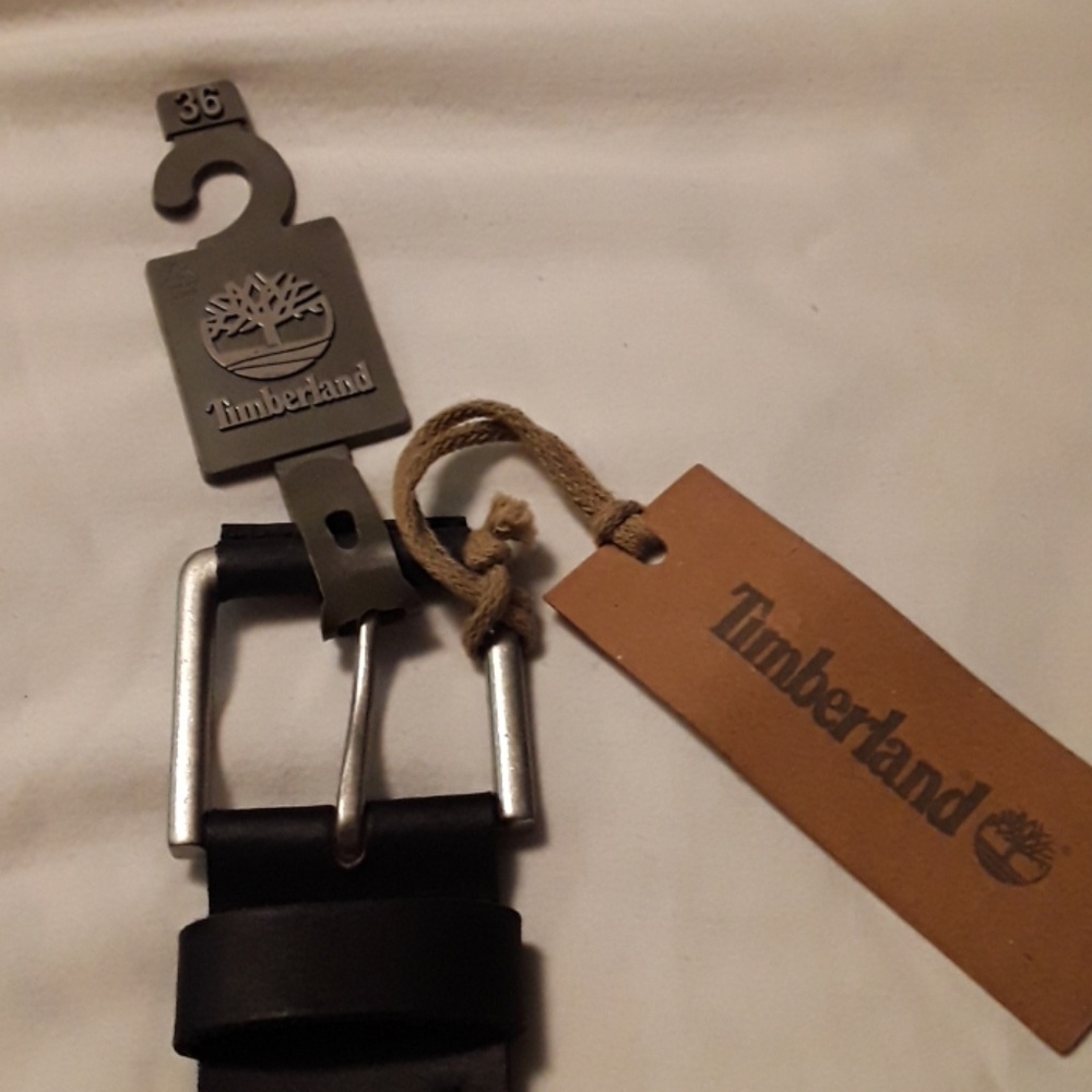 NWT  36 INCH 100% leather  belt